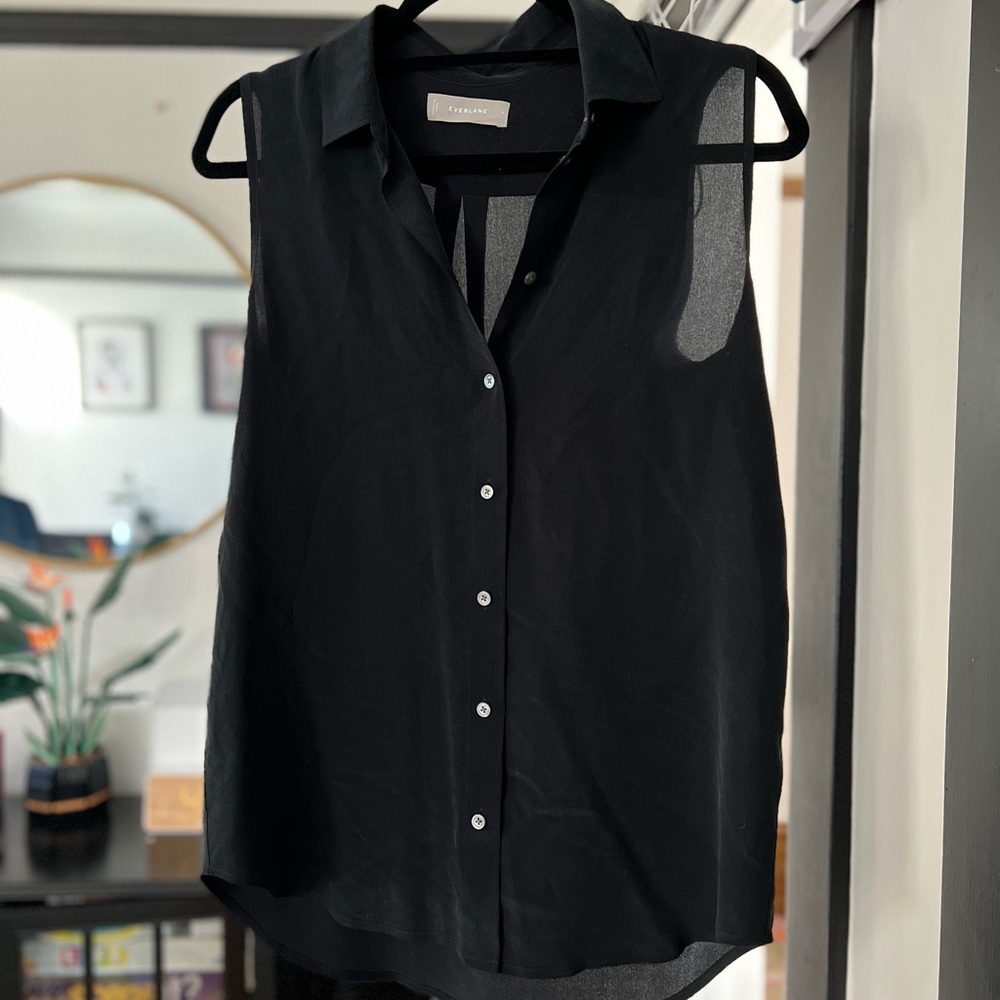 Everlane Silk Sleeveless Square Shirt